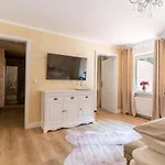 فندق Waldhotel Und Restaurant Zeitreise *
