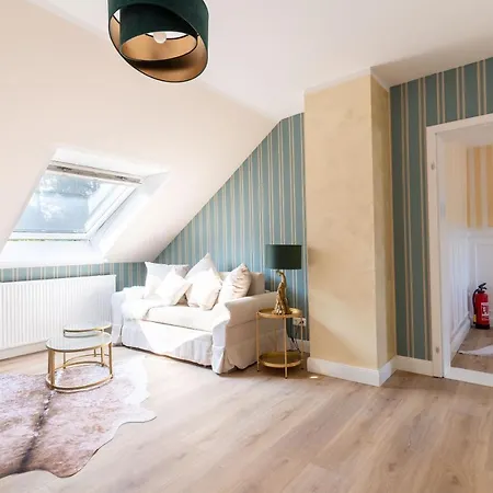 Waldhotel Und Restaurant Zeitreise Hotell *