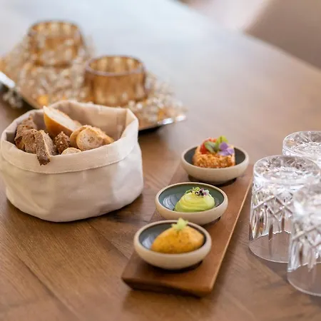 Waldhotel Und Restaurant Zeitreise برامشه