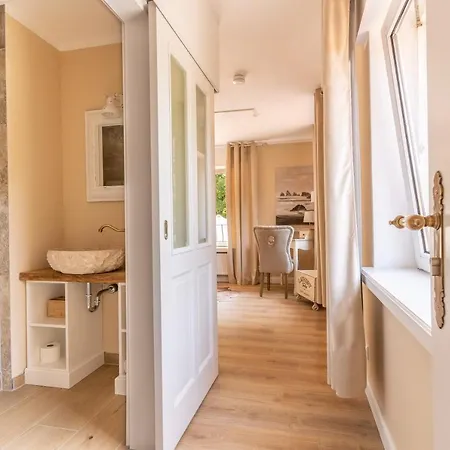 Waldhotel Und Restaurant Zeitreise