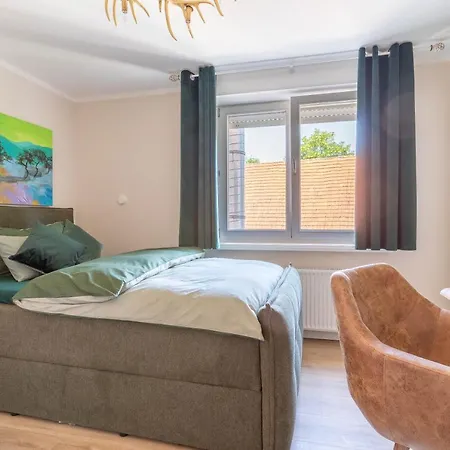 Waldhotel Und Restaurant Zeitreise Hotel