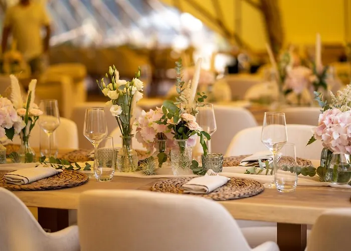 Waldhotel Und Restaurant Zeitreise 브람셰