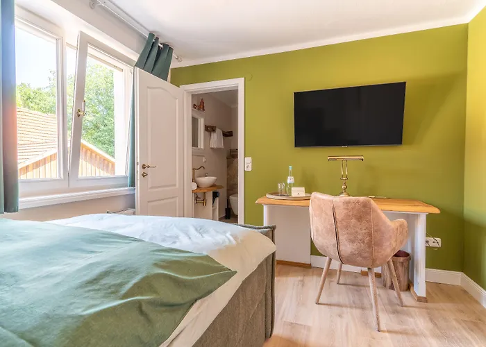 Waldhotel Und Restaurant Zeitreise 호텔 *